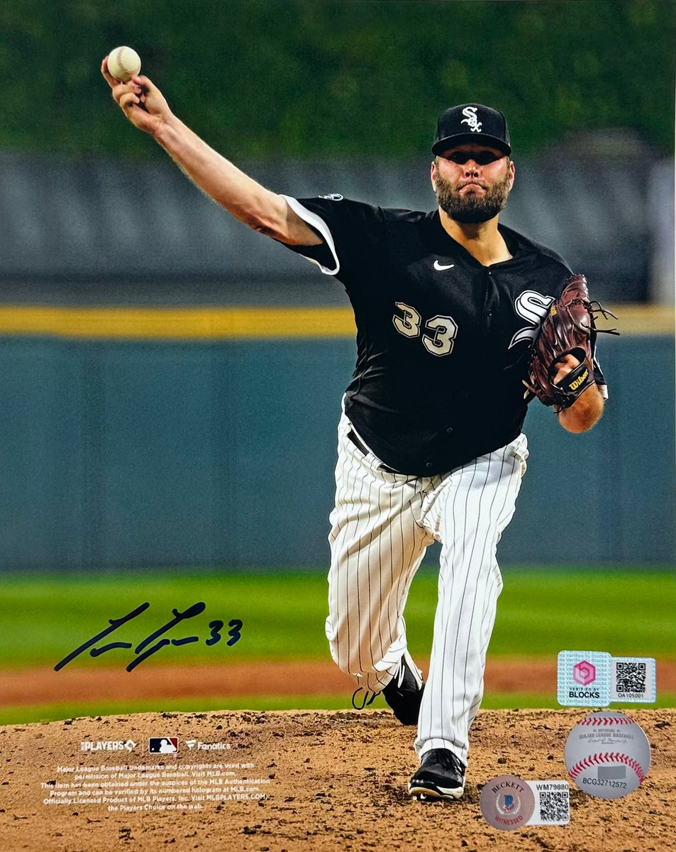 Lance Lynn Autographed 8x10 Pitching Photo: BM Authentics – HUMBL