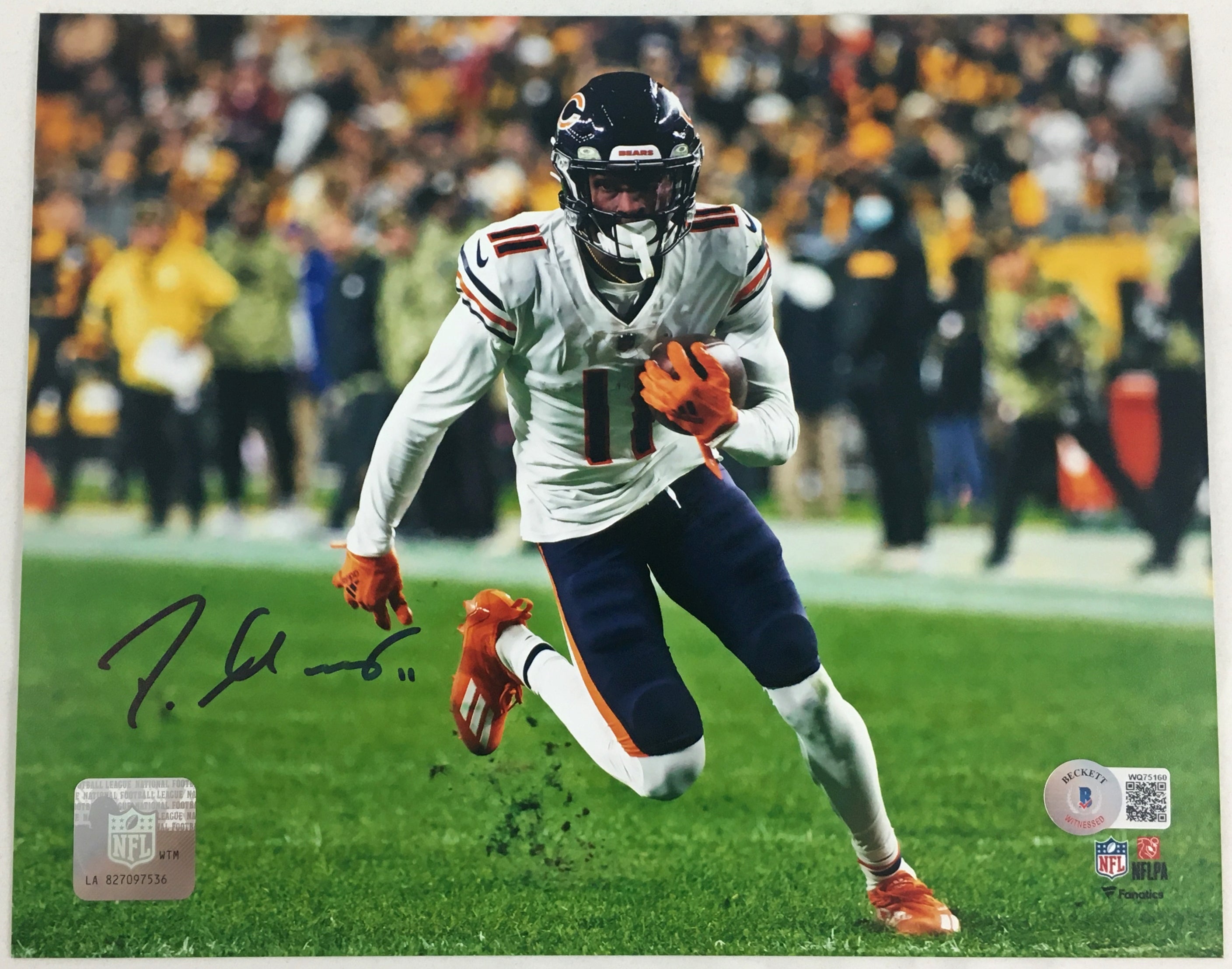 Darnell Mooney Chicago Bears Signed 16x20 Spotlight Photo